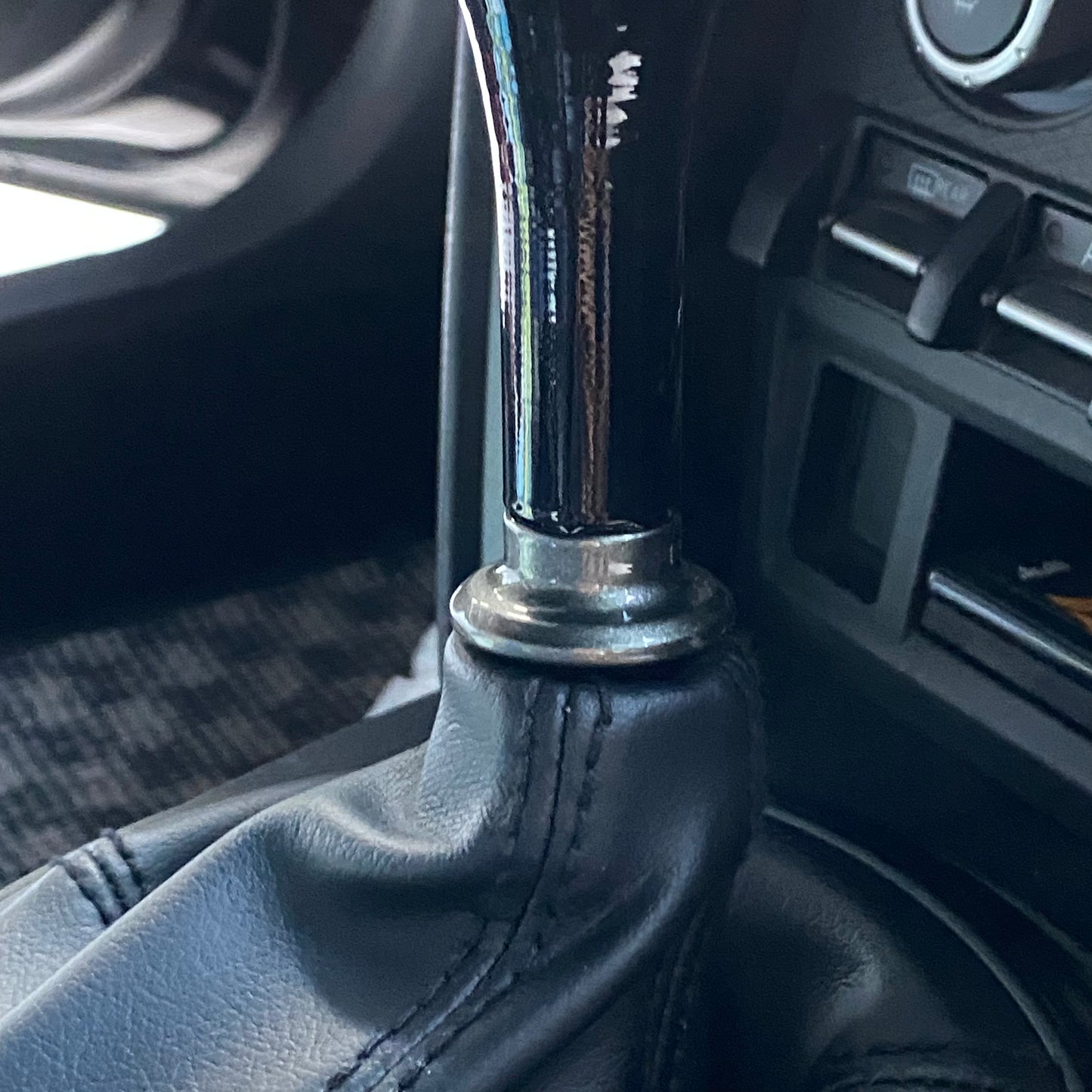 【86/BRZ 専用設計】ATシフトブーツカラー